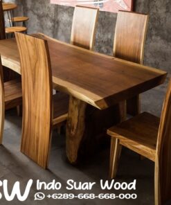 set meja makan kayu trembesi solid 6 kursi