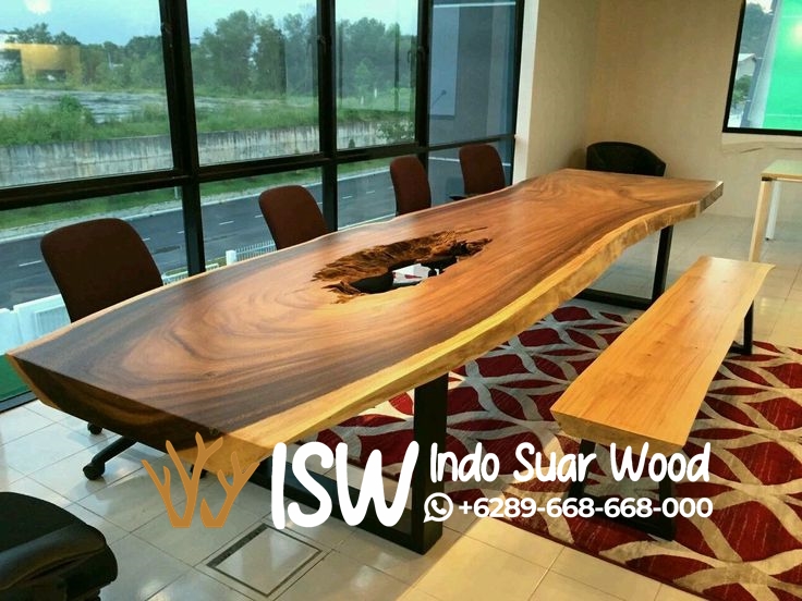Meja Kayu Trembesi Tebal