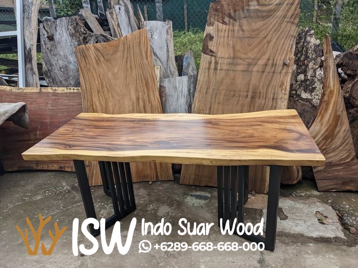 Jual Meja Trembesi Utuh Kaki Besi