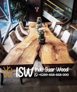 Alternative view of Meja Antik Kayu Trembesi