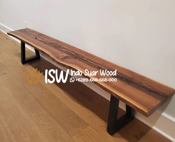 Bangku Panjang Trembesi Desain Modern Kota Nganjuk