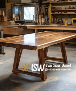 Meja Makan Kayu