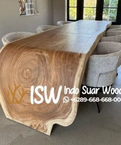 Meja Makan Kayu Utuh