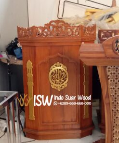 Mimbar Masjid Kaligrafi Elegan Kota Gresik