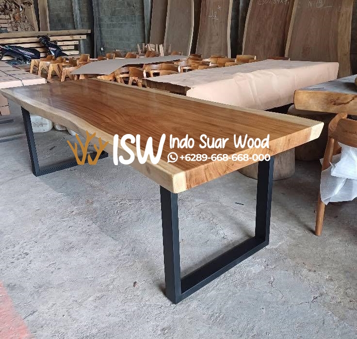 Meja Trembesi Kaki Besi Bekasi