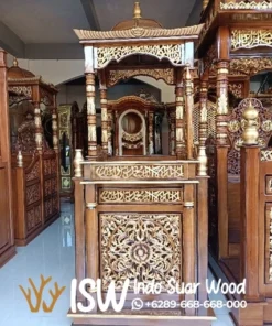 Mimbar Masjid Dengan Ukiran