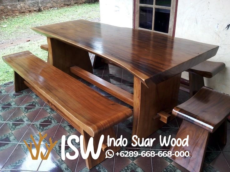 Meja Kayu Trembesi Utuh