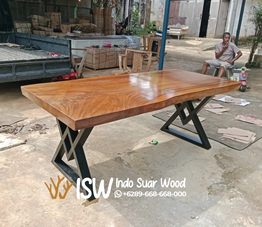 Meja Trembesi Solid Kaki Besi - Image 4