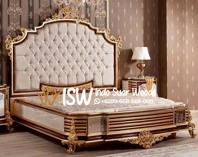 Tempat Tidur Klasik Eropa