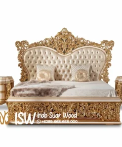 Tempat Tidur Mewah Warna Gold