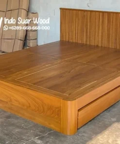 Tempat Tidur Kayu Jati Asli