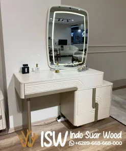 Make Up Table Berkualitas