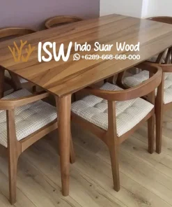 Meja Makan Scandinavian Kayu Jati