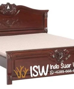 Tempat Tidur Jati Ukir Klasik